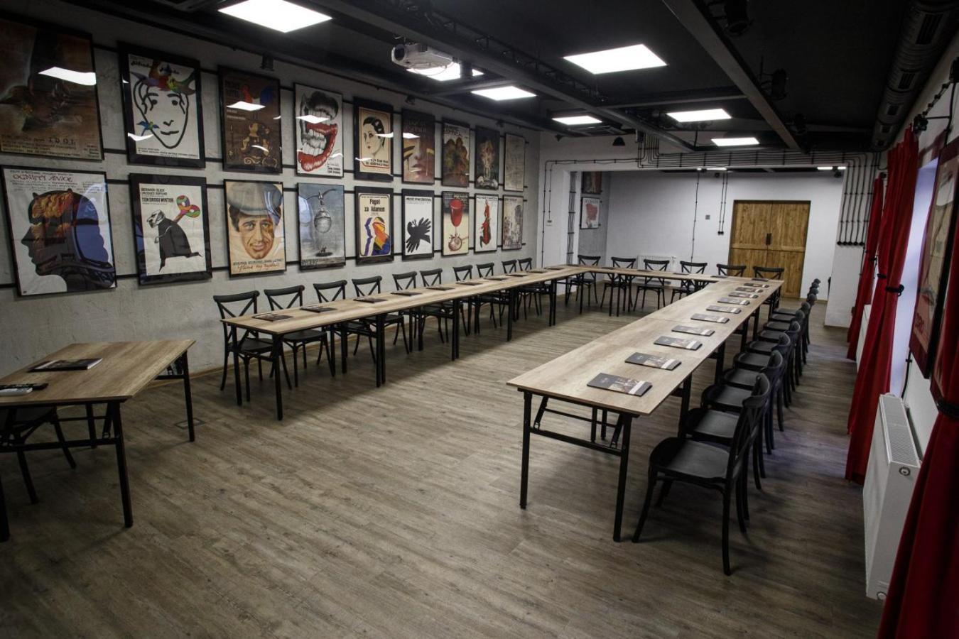 Stare Kino Cinema Residence Лодз Екстериор снимка