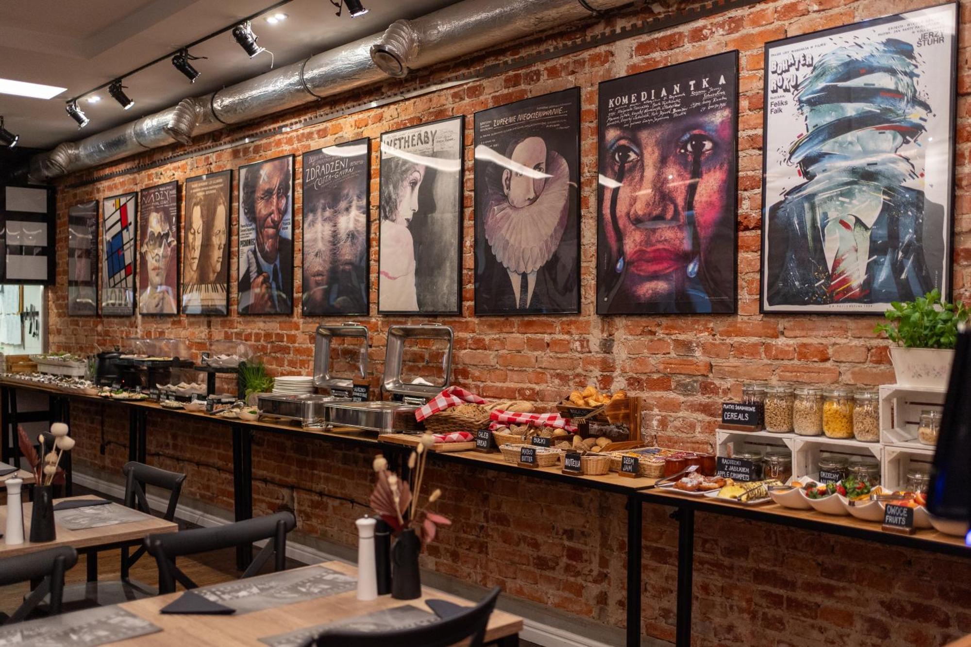 Stare Kino Cinema Residence Лодз Екстериор снимка