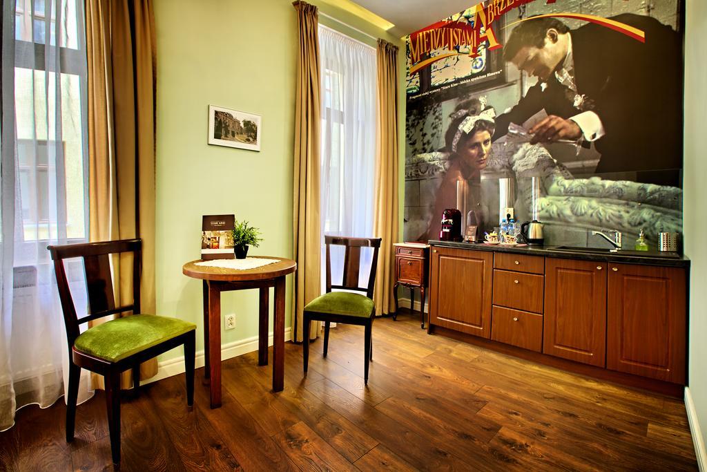 Stare Kino Cinema Residence Лодз Екстериор снимка