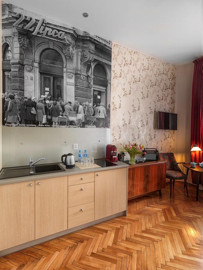 Stare Kino Cinema Residence Лодз Екстериор снимка