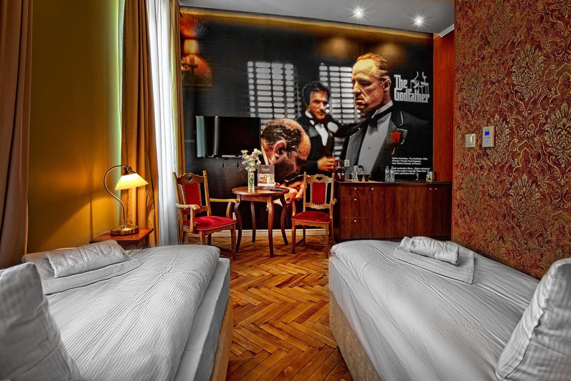 Stare Kino Cinema Residence Лодз Екстериор снимка